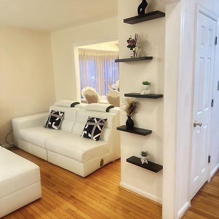 Special Rate Worthy Posh And Magnificent 4 Bedrooms And Two & Half Bath Greenbelt Exterior photo