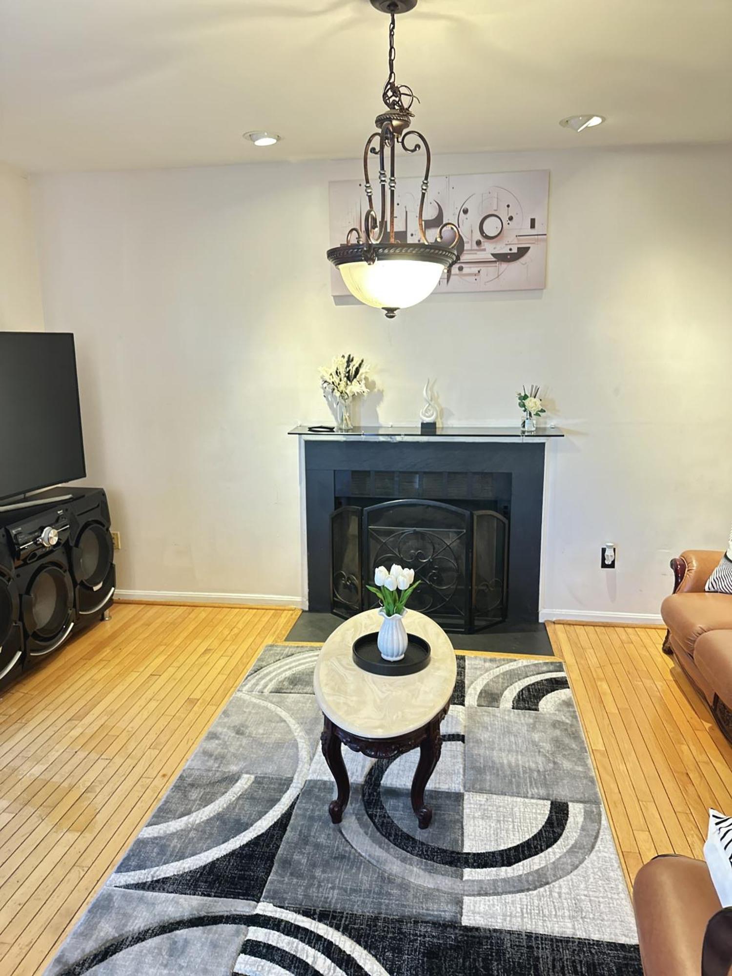 Special Rate Worthy Posh And Magnificent 4 Bedrooms And Two & Half Bath Greenbelt Exterior photo